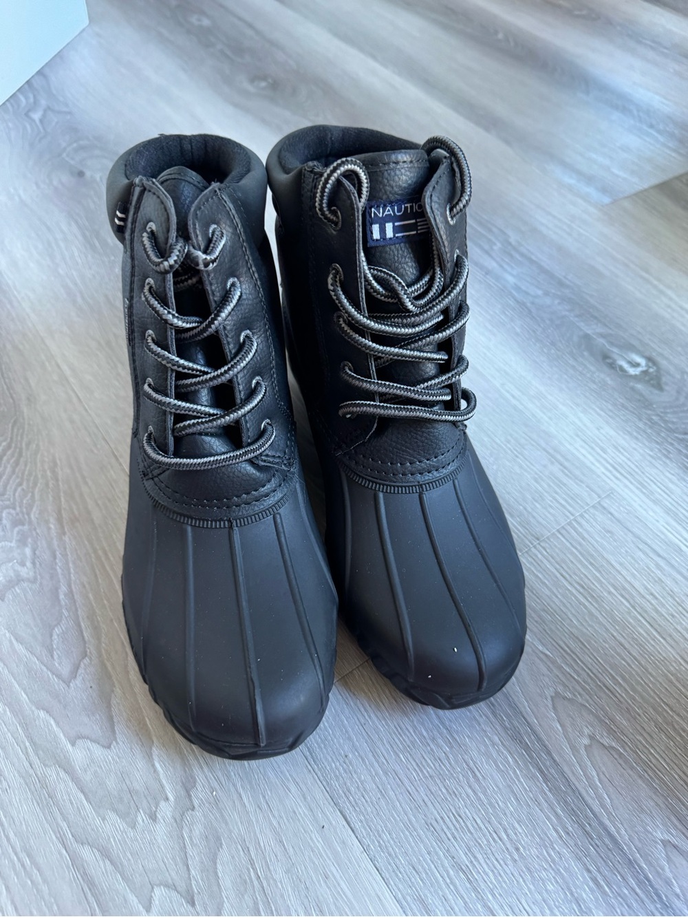 Nautica Kids' Black Duck Boots size 5 new